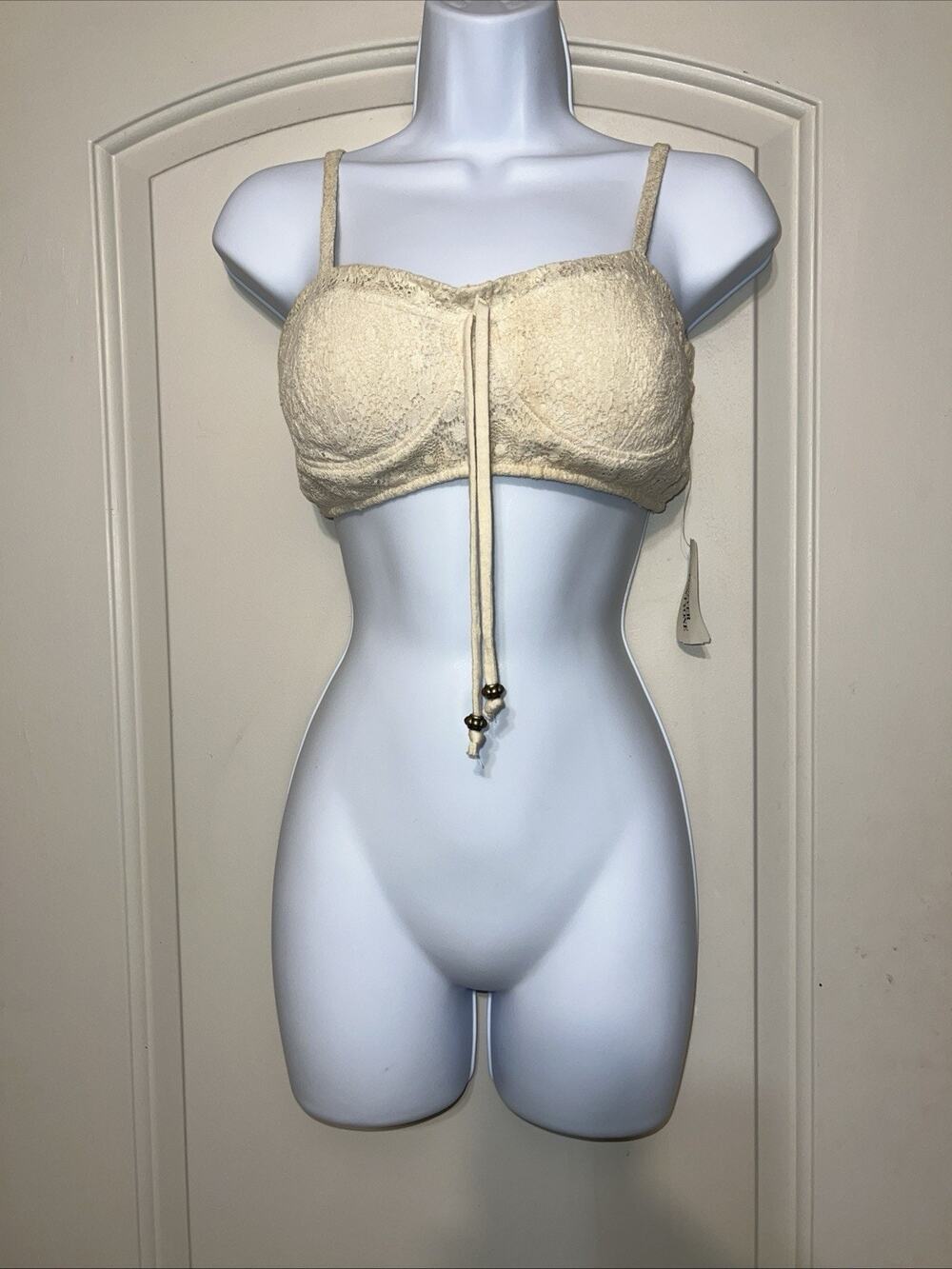 Forever 21 Bandeu Women's Cream Top Adjustable Strap Size Small New with Tags